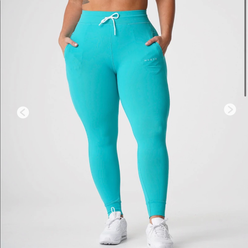 NVGTN JOGGERS SIZE LARGE NWTGS